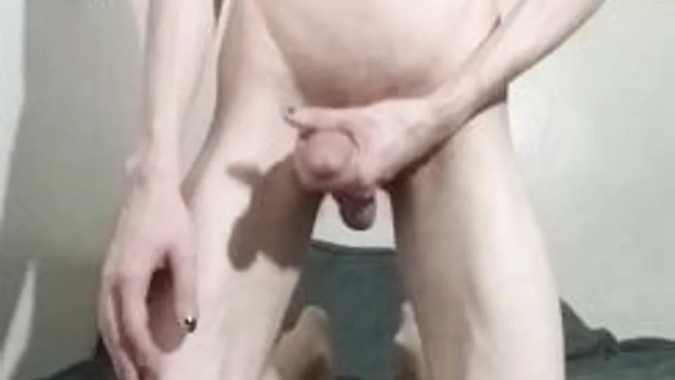 [Archive of GBT][0172] Skinny punk spits on dick and masturbates