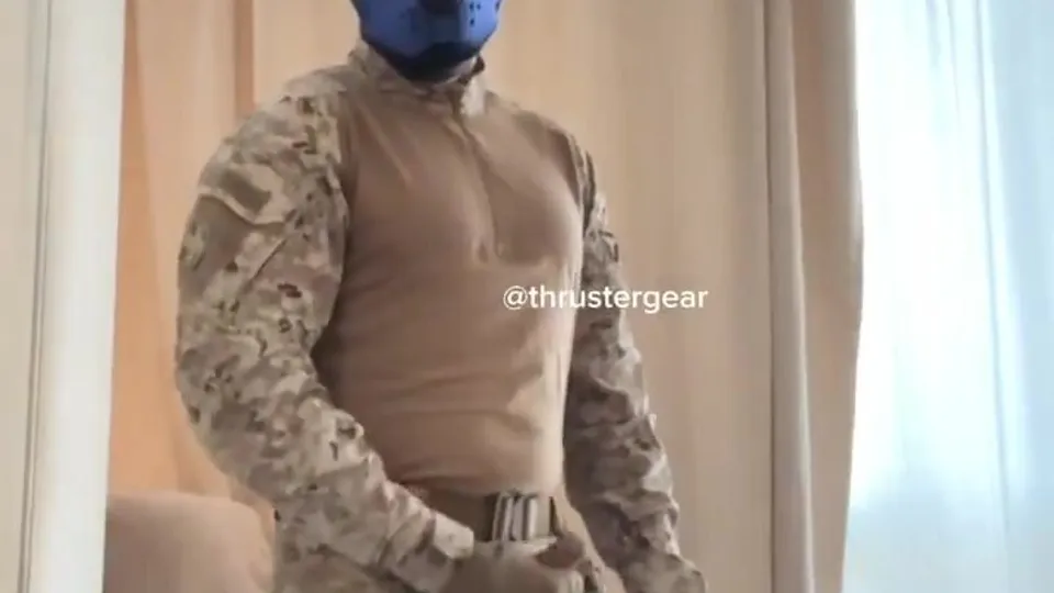 Army dog doing the main task - ThisVid.com