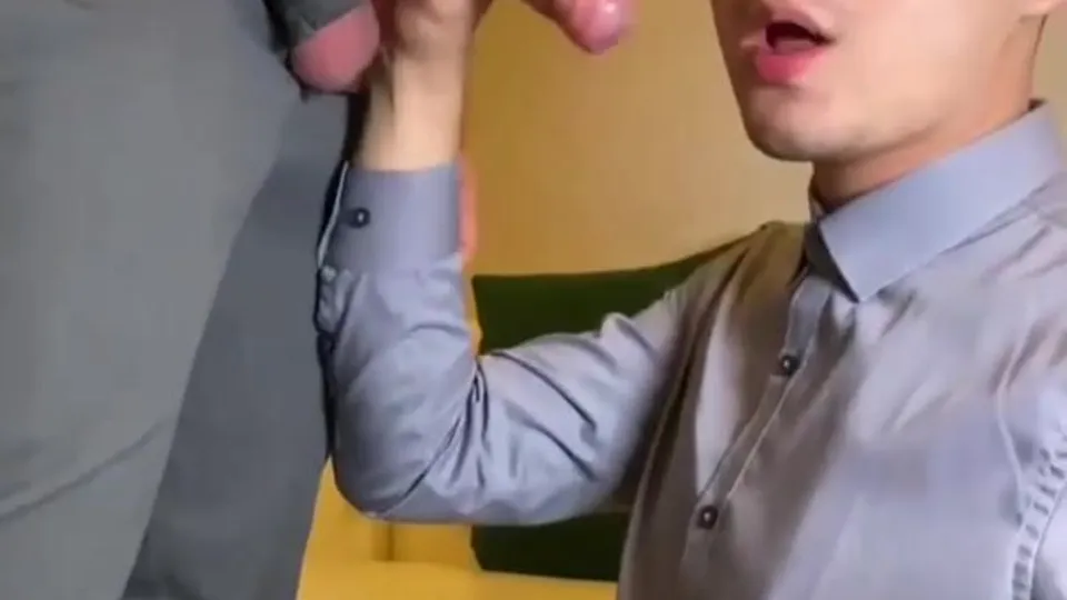 Asian slut throatfucked - ThisVid.com