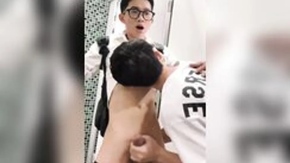 Asian Twinks Handjob Public Restroom Porn Boys
