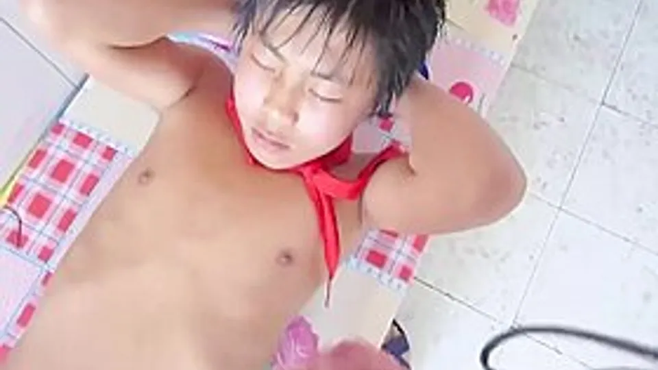 Gay Twink Asian Blowjob with Cumshot