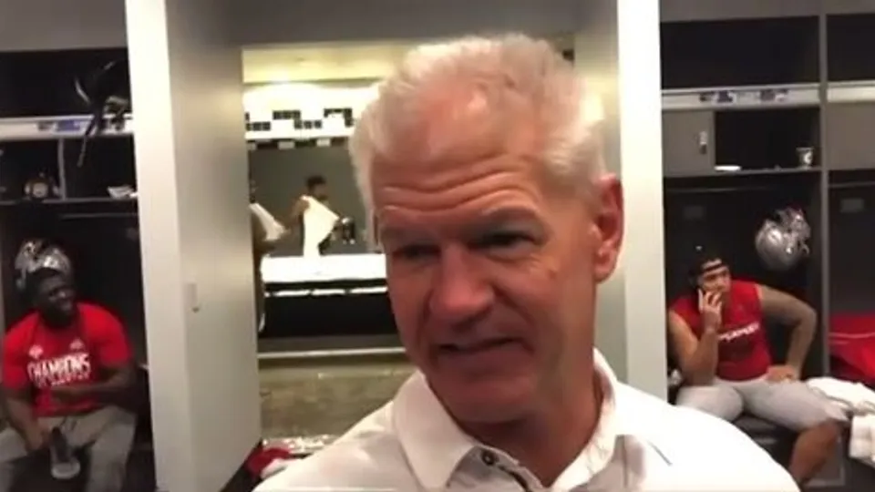 Athletes caught nude in locker room - ThisVid.com