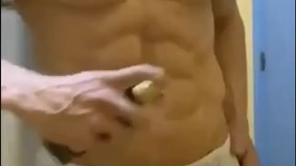 ATHLETIC MUSCLED SPANISH STAR - video 13 - ThisVid.com