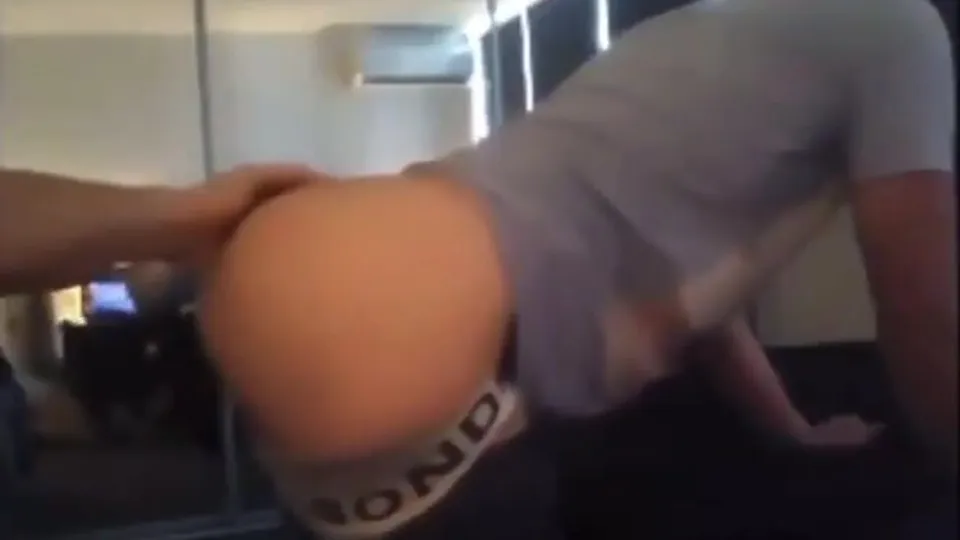 Aussie dilf fucks twink - ThisVid.com
