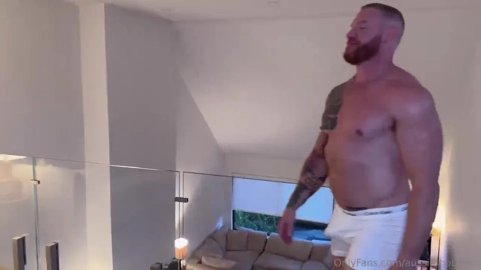 AussieThongBro (Zac Barret) Simplt Submitting To Cock And Letting It Breed Hole, Well Built Gym Australian Studs Fuck (4).mp4