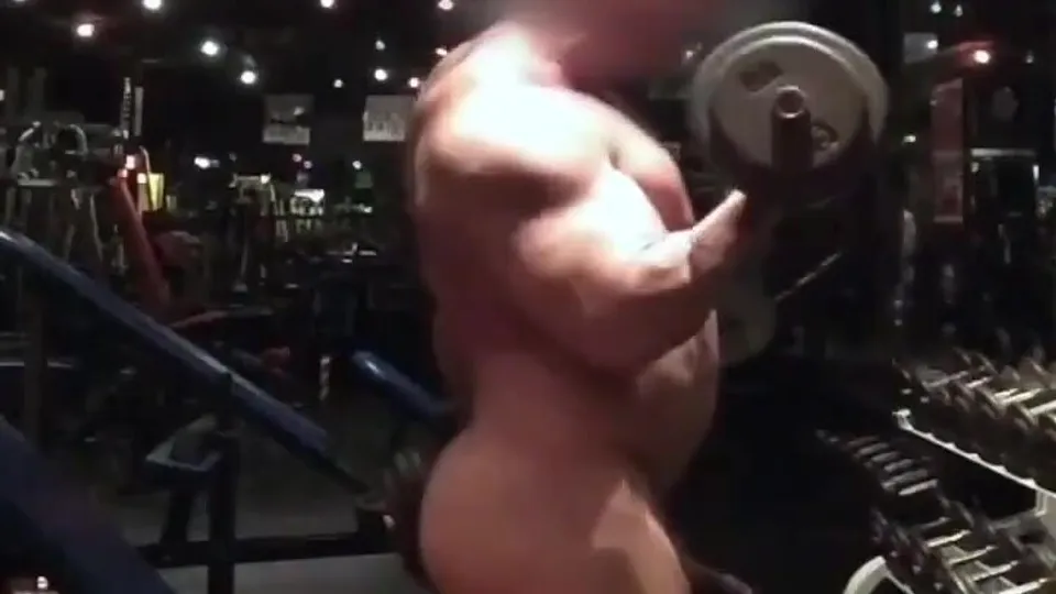 B e e f y muscle.com - After gym he cums to himself! - ThisVid.com