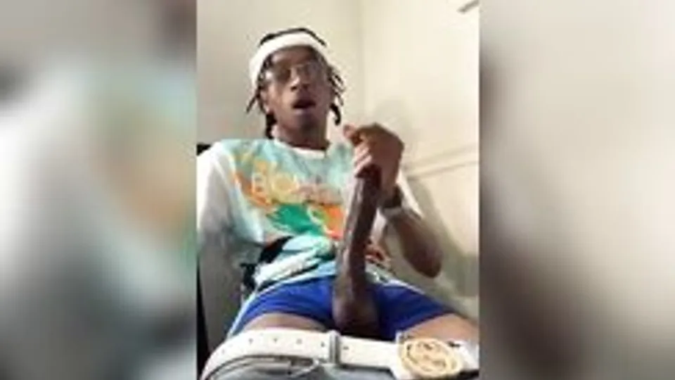 babi daddy stroke his huge dick