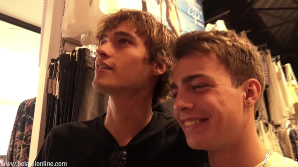 BACKSTAGE - RUSSIAN WHEEL TRIP