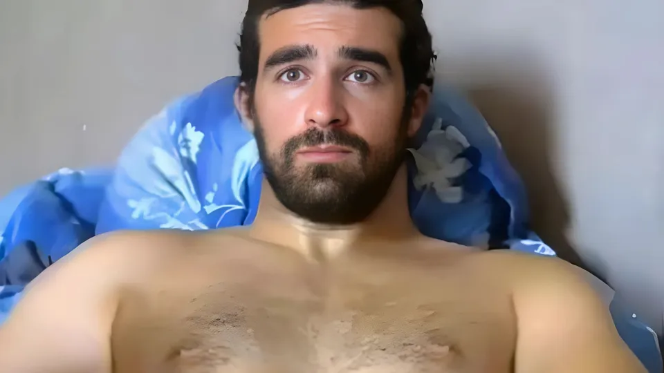 Baiting Handsome Straight Guy To Show His Dick 31 - ThisVid.com 日本語で
