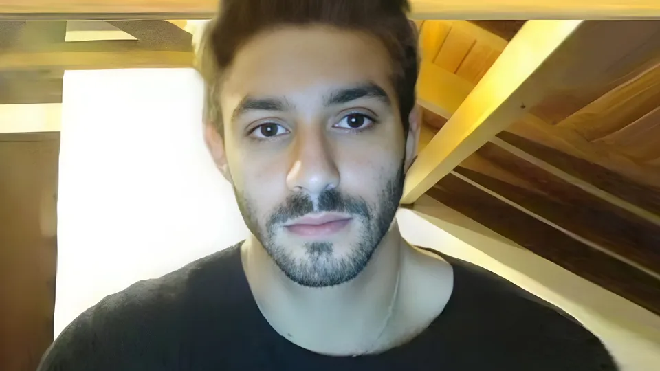 Straight Guy Baited to Show Dick