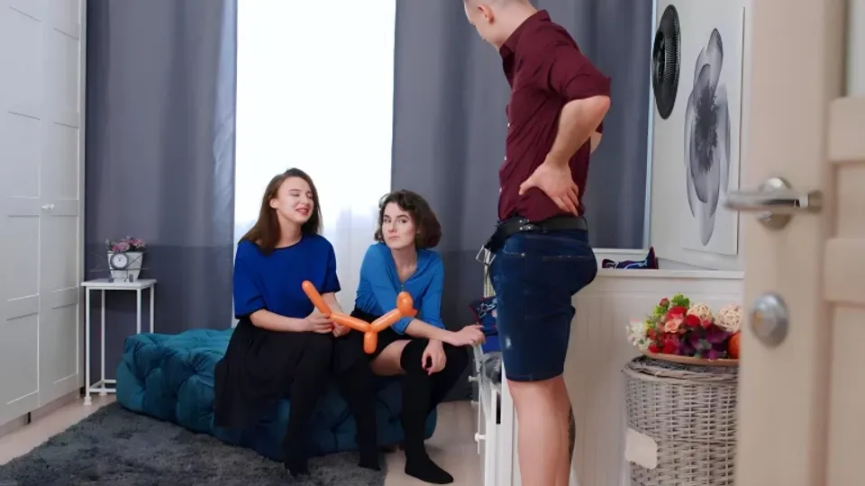 Balloon Master Threesome