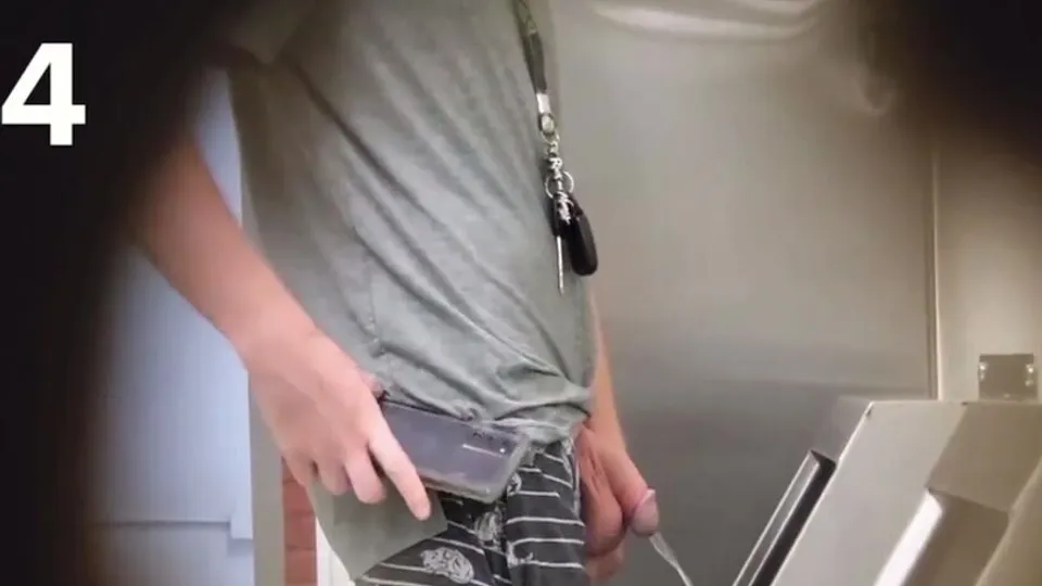 Balls out Pissing - ThisVid.com
