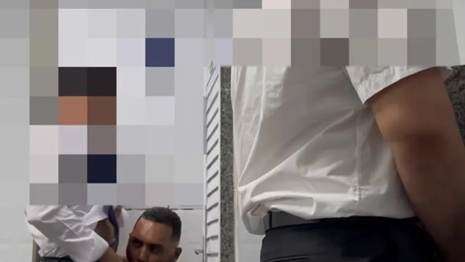Banheirao br - ThisVid.com