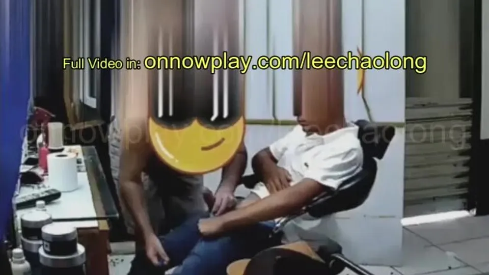 Barber shaving and sucking another straight young man - ThisVid.com