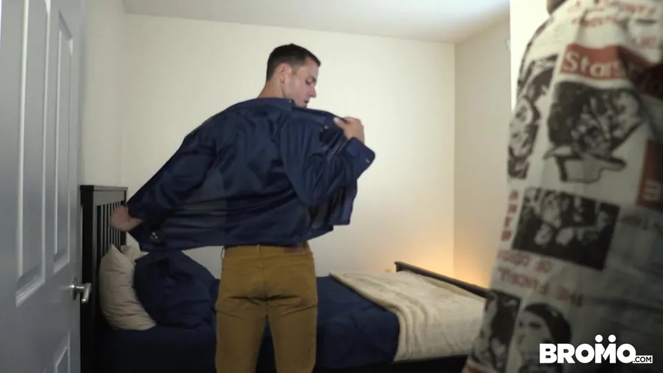 Brenner Bolton & Antonio Manero se défoncent en flip-fuck bareback