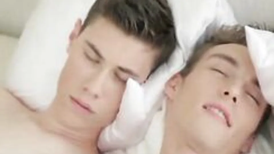 BAREBACK N CUM SLEEPOVER BOYS TWINKS SEX
