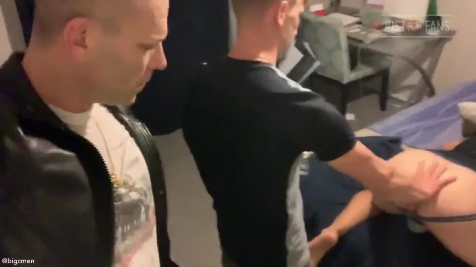 Bareback - video 47 - ThisVid.com