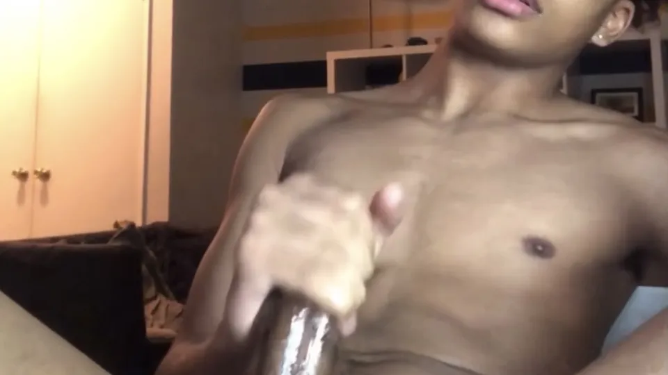 Barely legal str8 Black teen jacks off - ThisVid.com