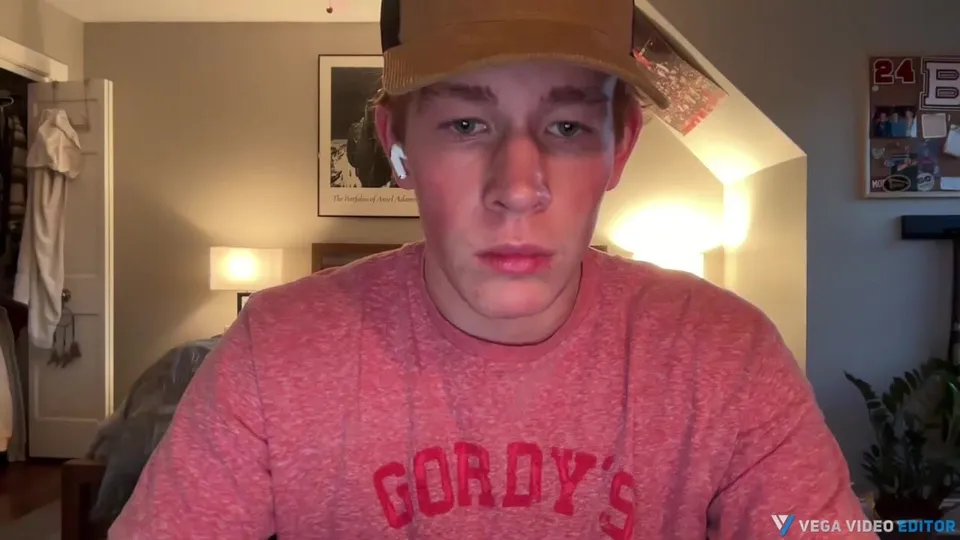 Baseball ginger jerks, cums & shoots all over his face - ThisVid.com
