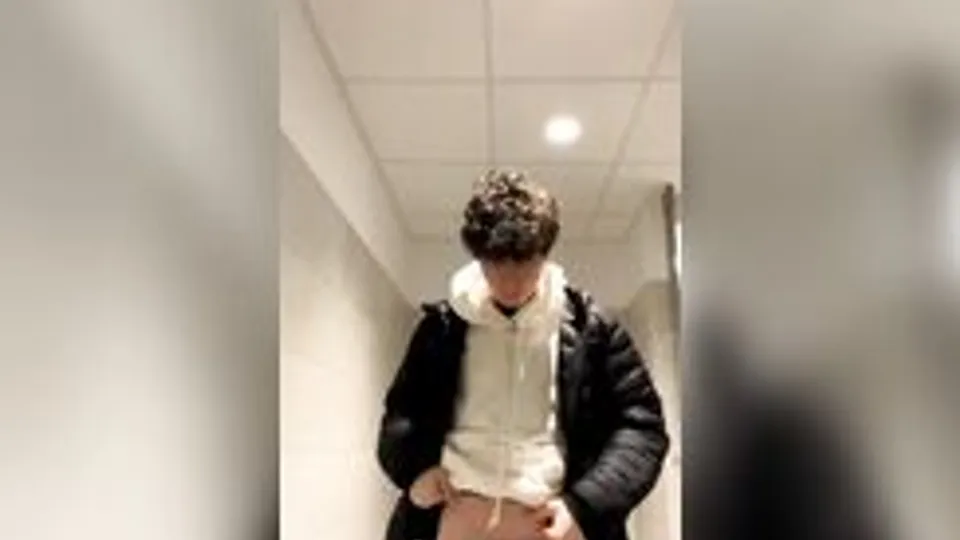 Batado BOY IS HUNG