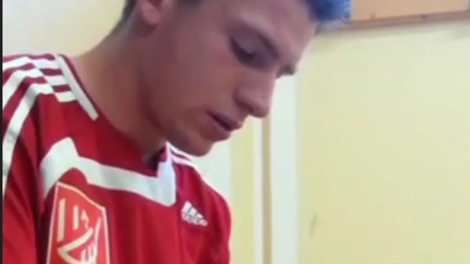 Bathroom - he took off his pants, took off his socks - ThisVid.com