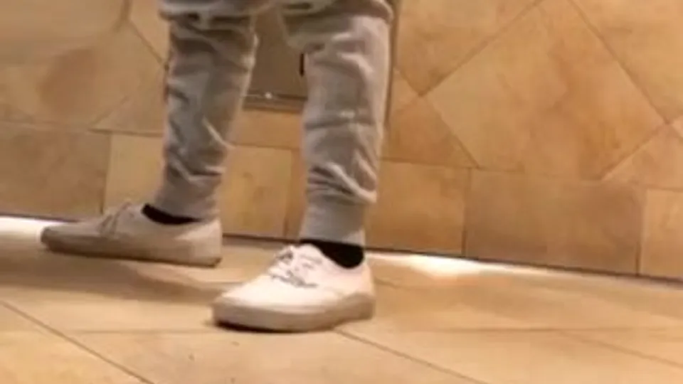 Bathroom Spy / He Cums! - ThisVid.com