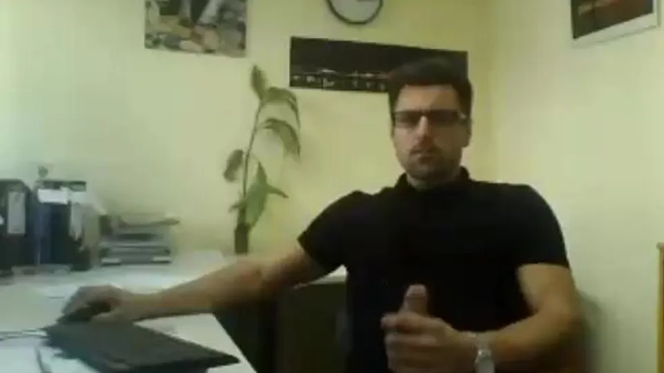 Bator Thirty Three - ThisVid.com