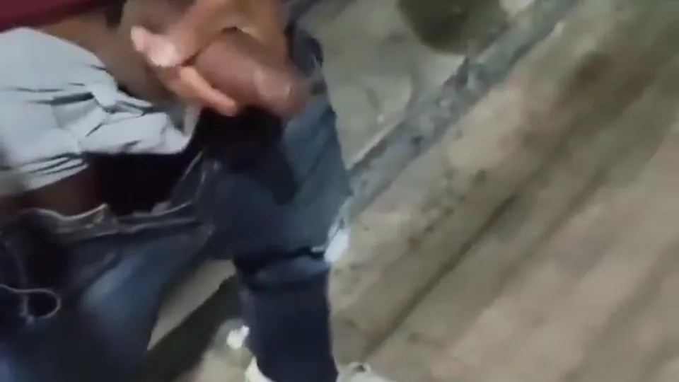 Bator - video 340 - ThisVid.com