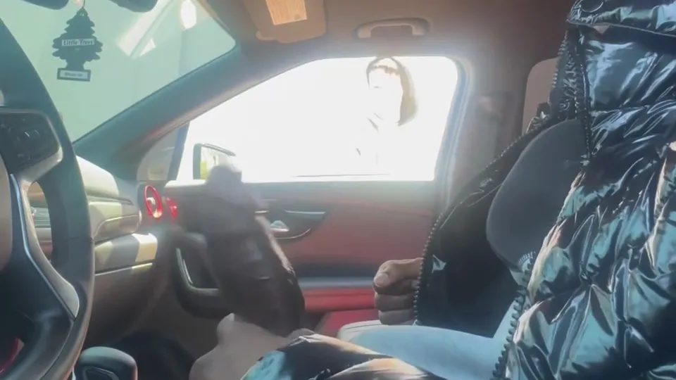 BBC Bull proudly flashes homeless man - ThisVid.com