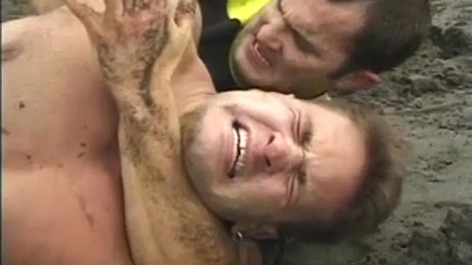 Muscle Bully vs. Surfer Boy Beach Brawl