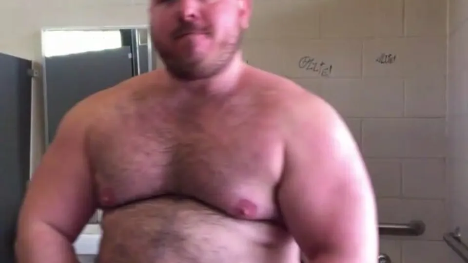 Bear jacking - video 415 - ThisVid.com