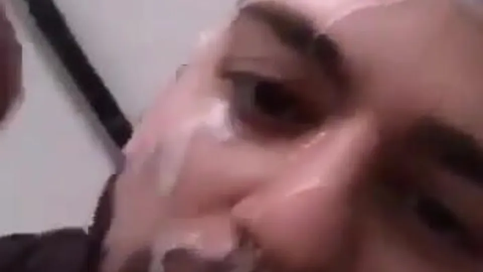 Bearded guy getting a facial - video 2 - ThisVid.com