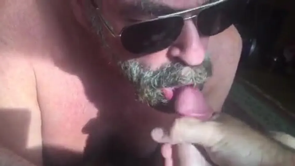 Bearded mature gets a facial - ThisVid.com