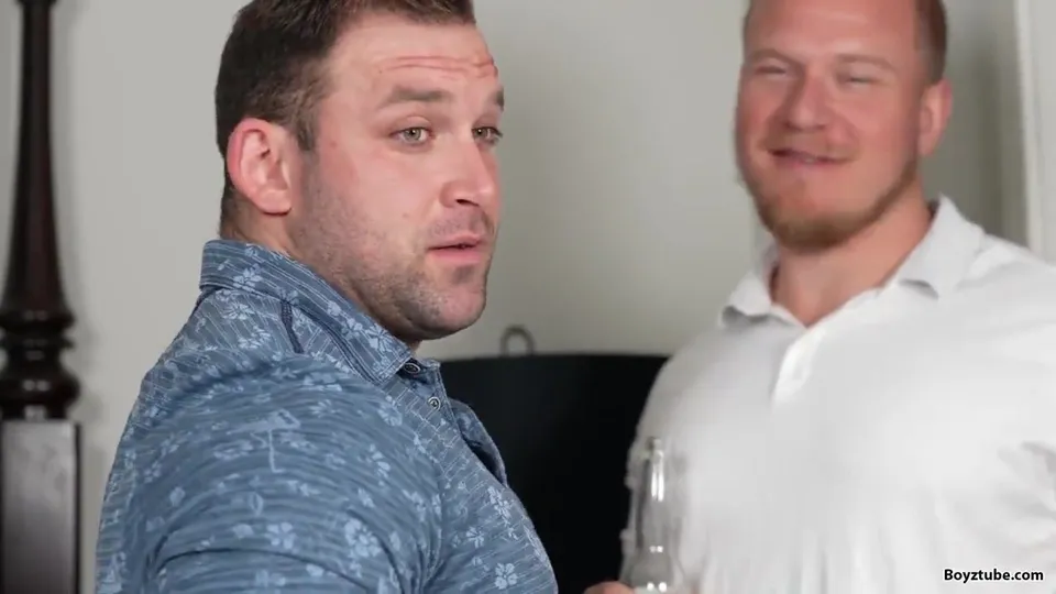 Bears sex - video 3 - ThisVid.com