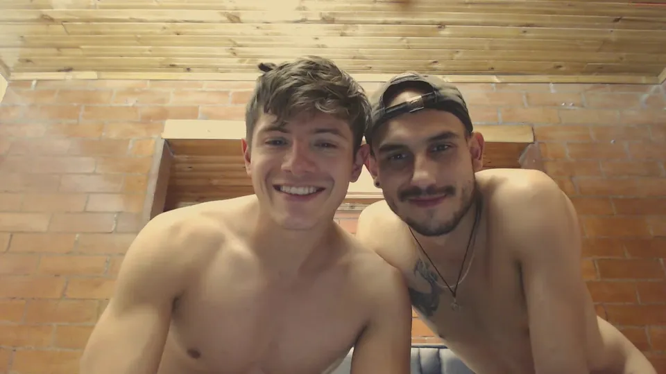 Beautiful boys having a fuck session - ThisVid.com