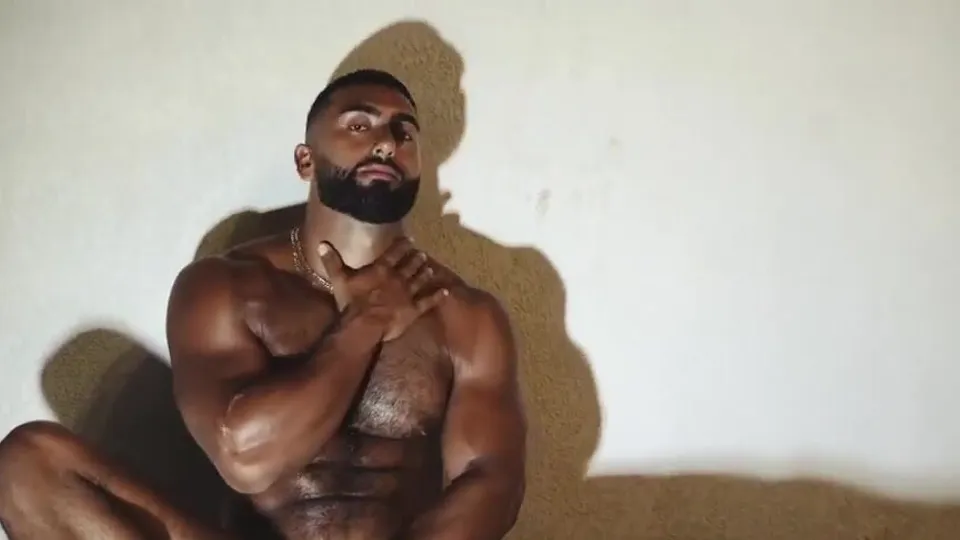 Beautiful guy jerk off - ThisVid.com