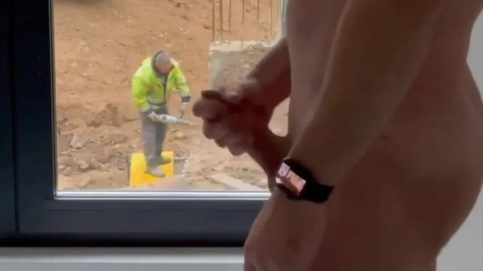 Beefy builder jerk & cums in front of window & coworker - ThisVid.com