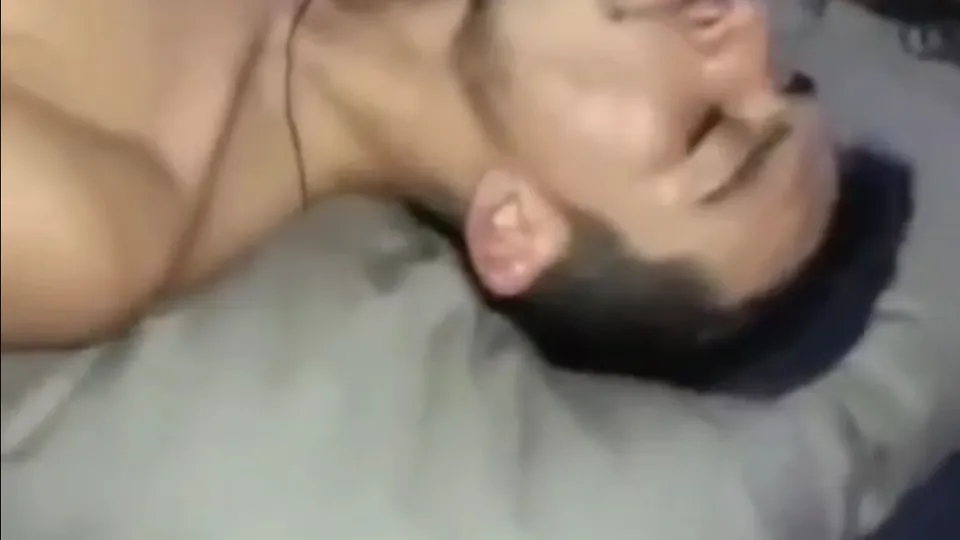 Begging for load - ThisVid.com