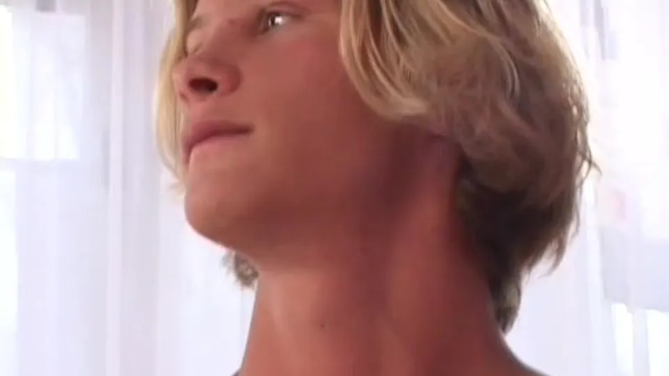 Blondes in Bel Ami Pinups