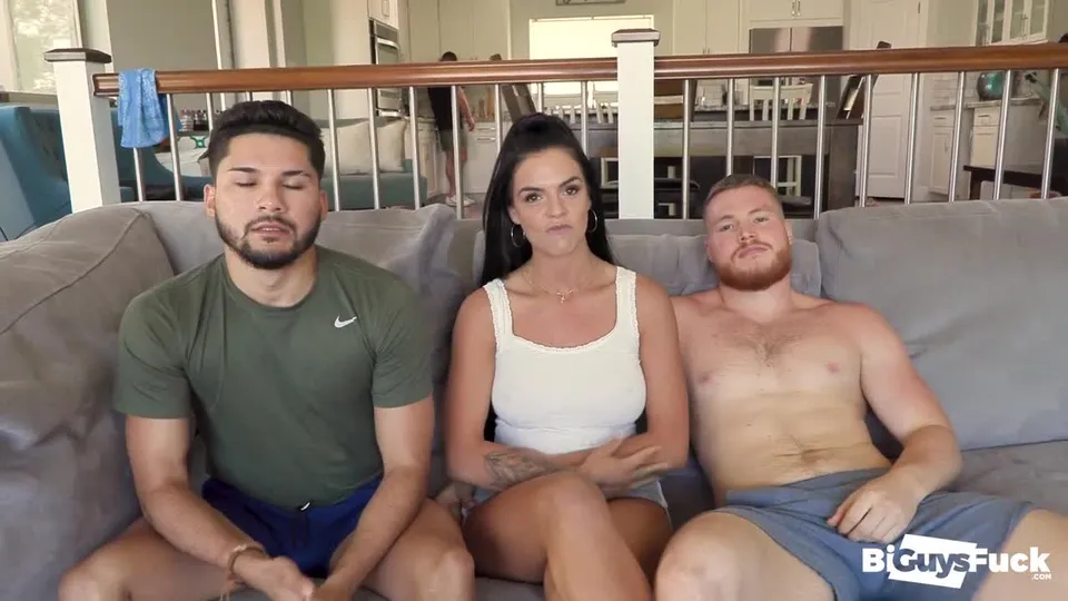 Bi Sex - Antuan Mills, Canelo Ment & Desiree Nevada.mp4