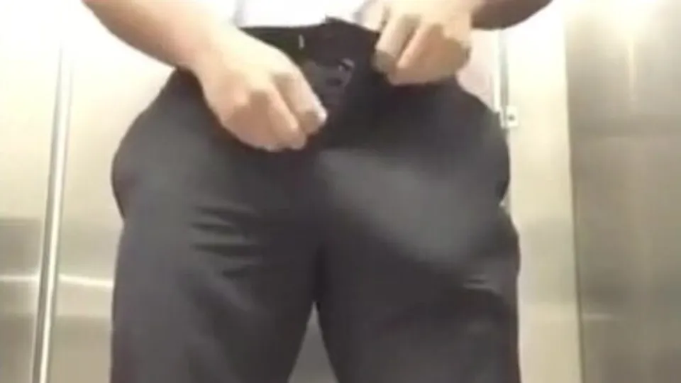 Big Black Cock in Suits ready to Jerk Off - ThisVid.com 中文