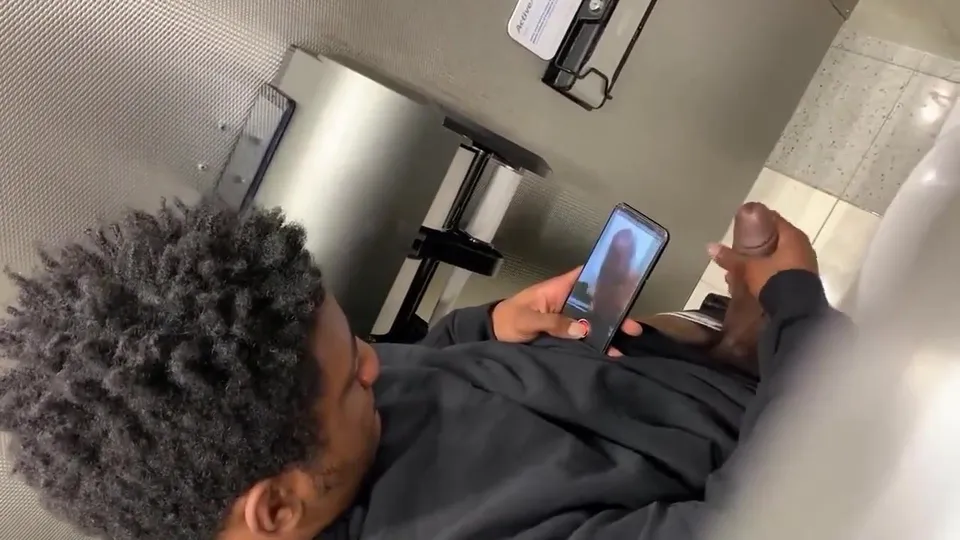 Big Black dick caught - ThisVid.com