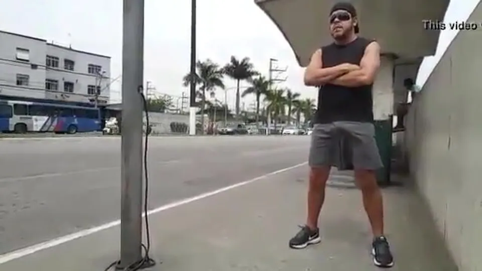 Big Bulge Waiting For The Bus - ThisVid.com