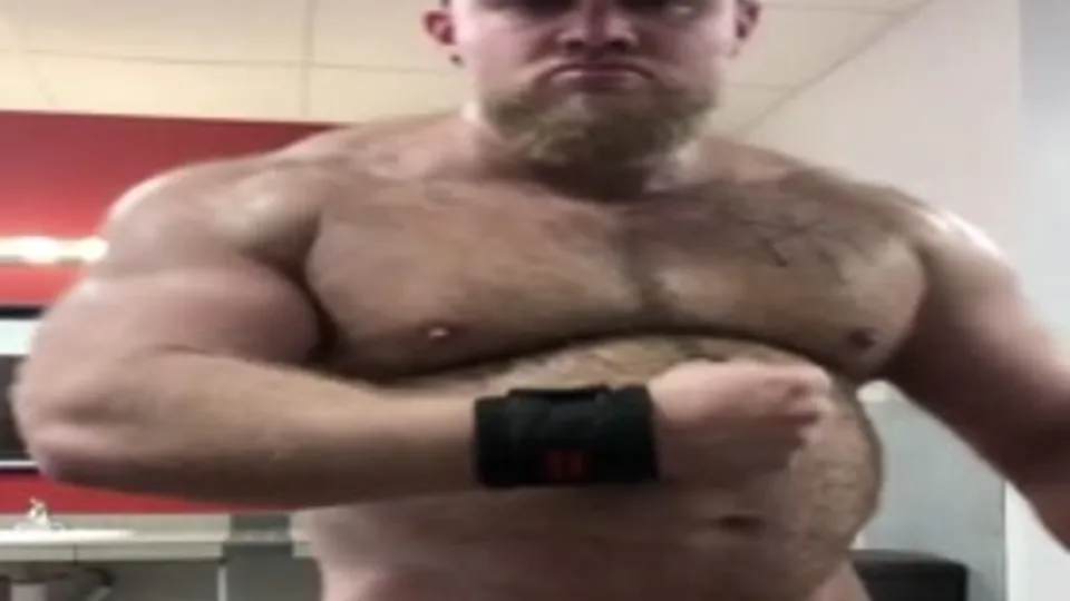 Big Burly Muscular GingerRilla showing off