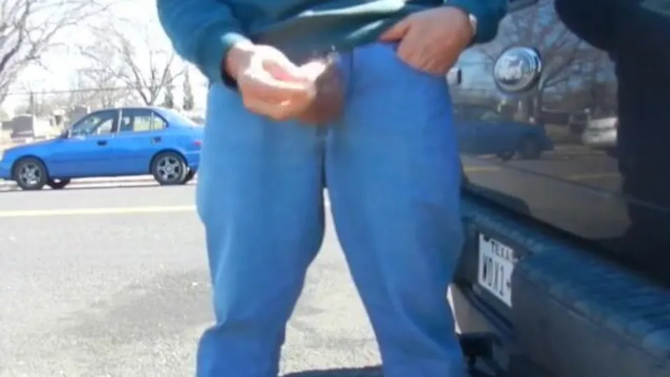 Big-Cock Daddy Stroking Outdoorsss