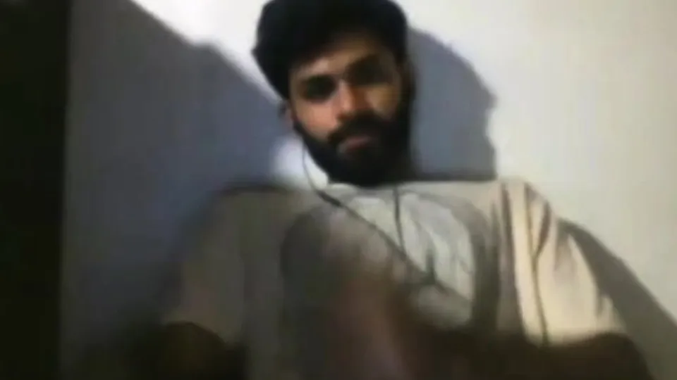 Big-Cock Indian Guy Jerks Off On Webcam at Nuvid