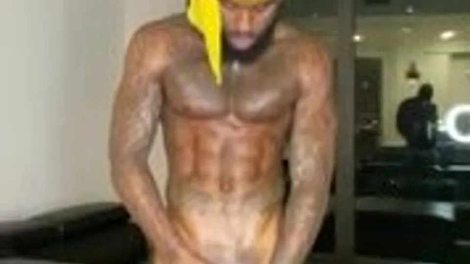 Big dick teasing leads to nut - ThisVid.com