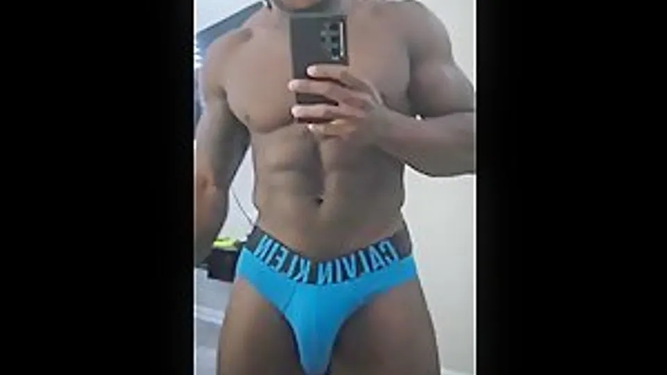 Big Muscle, Big Bulge, even BIGGER Cock