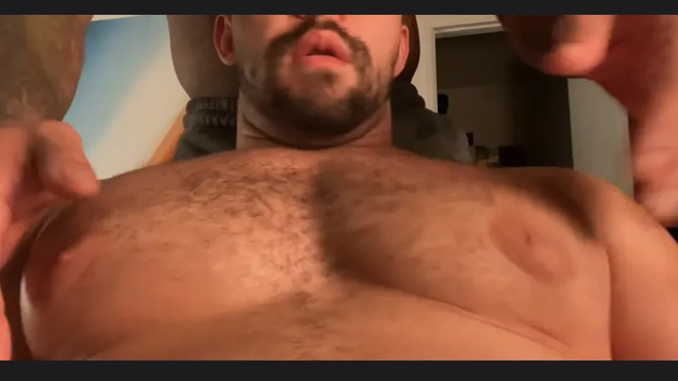 Big nipples worship - ThisVid.com