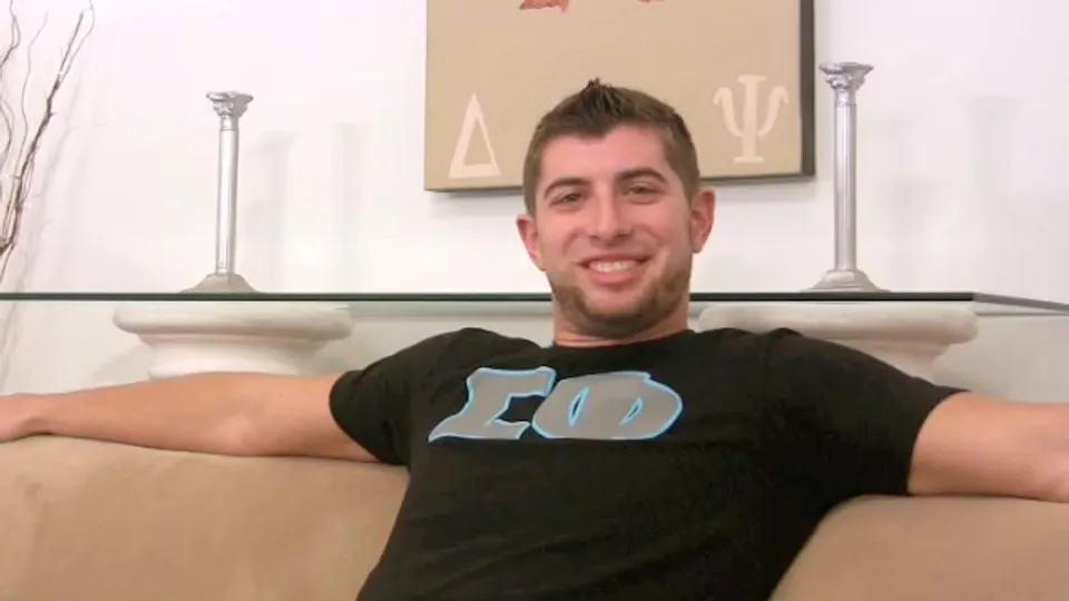 Straight Man Gets Blown and Cums Hard